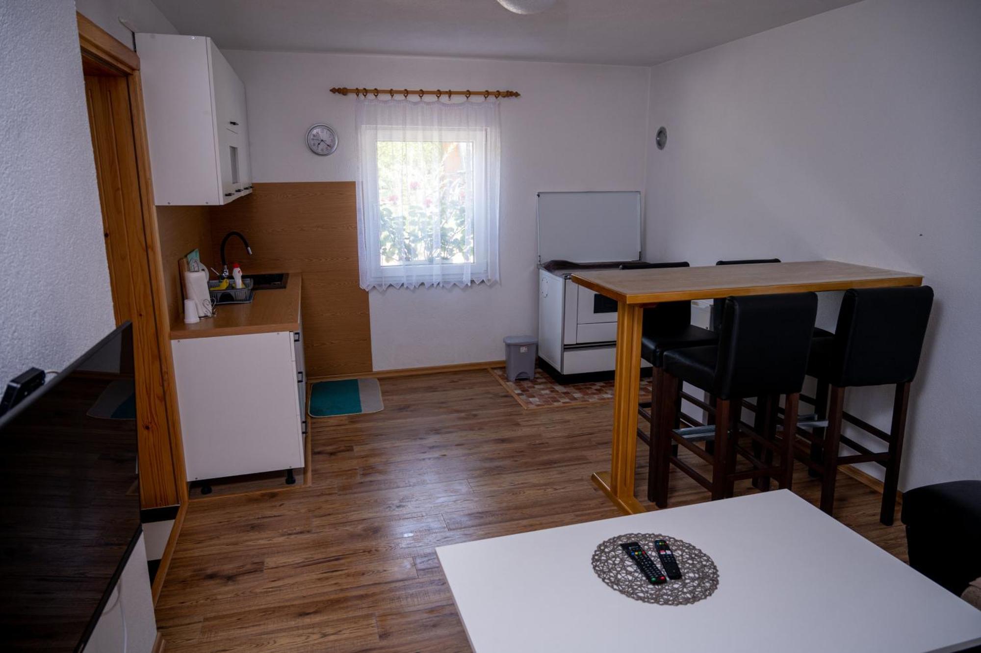Apartman Kestenovac Orasac ภายนอก รูปภาพ