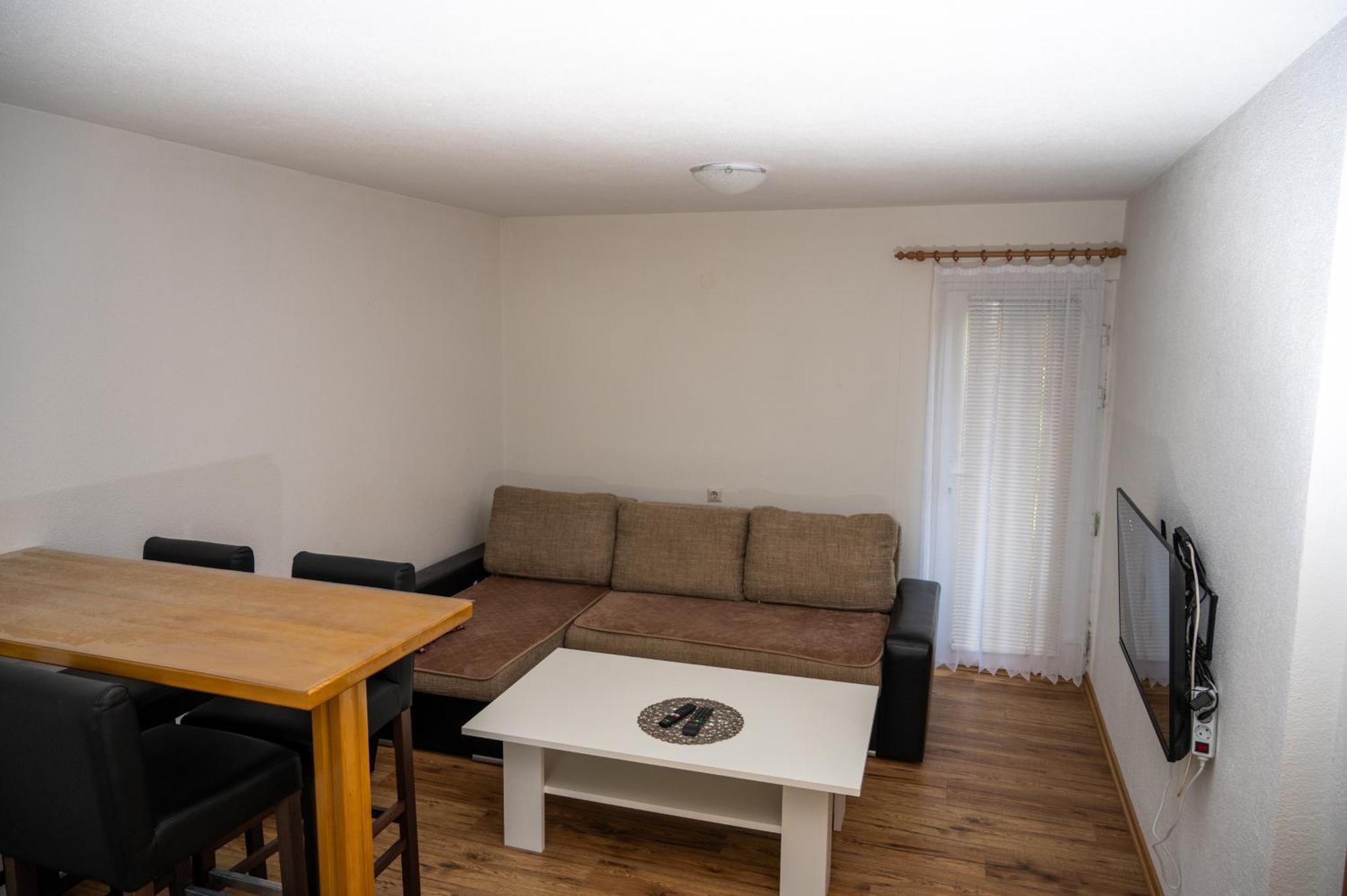 Apartman Kestenovac Orasac ภายนอก รูปภาพ